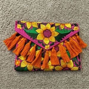 Sunflower pink clutch🌻